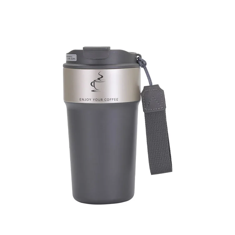 Cốc cà phê có nắp