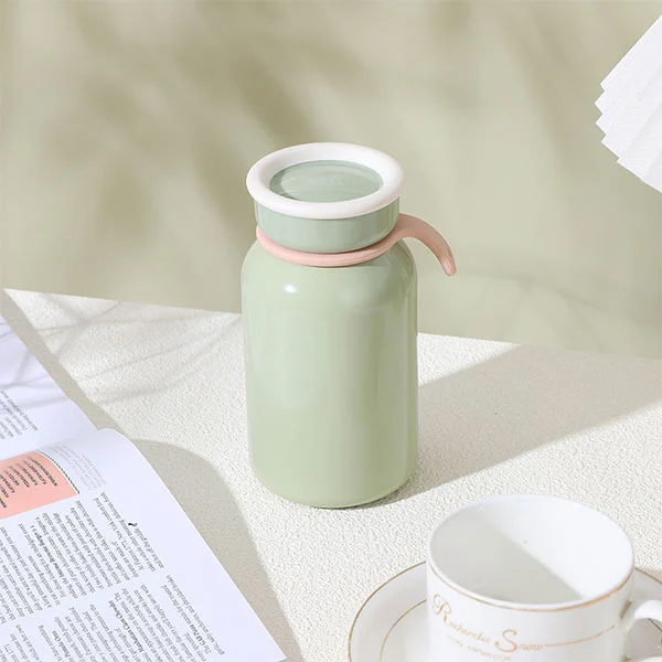 Chai nước cách nhiệt chân không